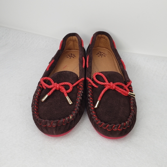Dije Womens Brown Suede Slip On Mocassins With Red Accents Sz 10 EUC - Picture 2 of 9
